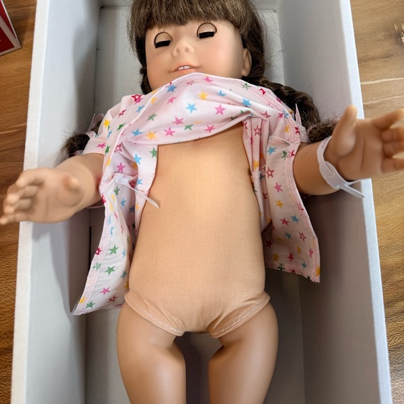 American Girl Molly McIntire Pleasant Company w/ Velvet Holiday Dress & Hospital - Picture 8 of 10